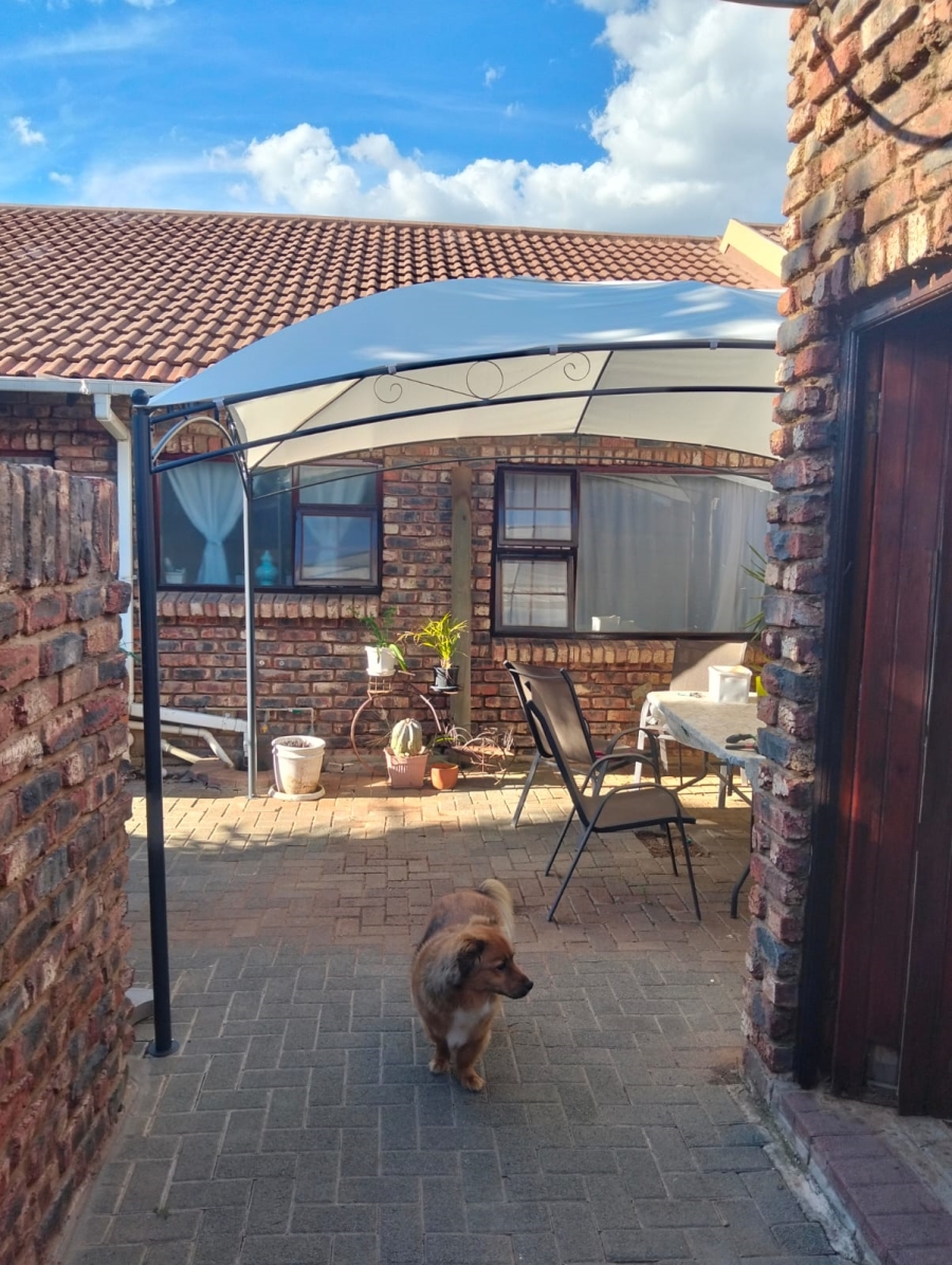 To Let 2 Bedroom Property for Rent in Pellissier Free State